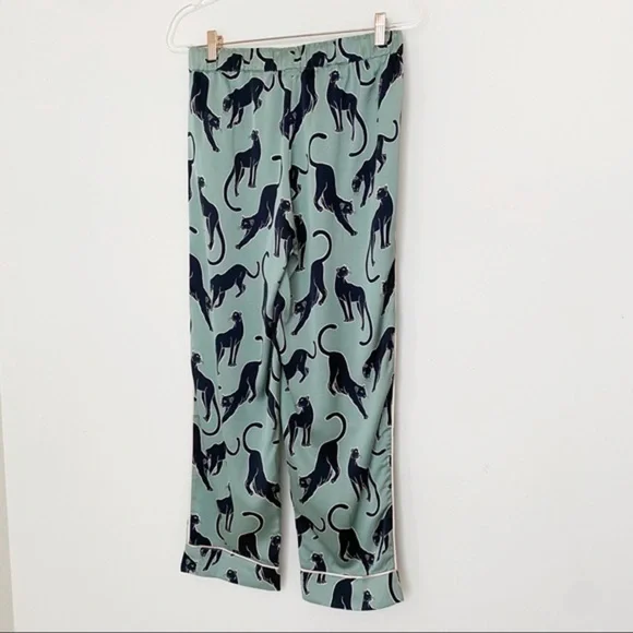 Ann Taylor women Cat Pajama Set - Picture 6 of 16